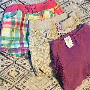 Toddler Girl Size 2T shorts.